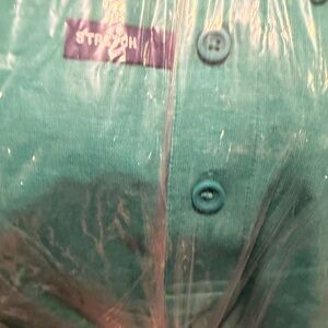 Stretch Green Button-Up Shirt